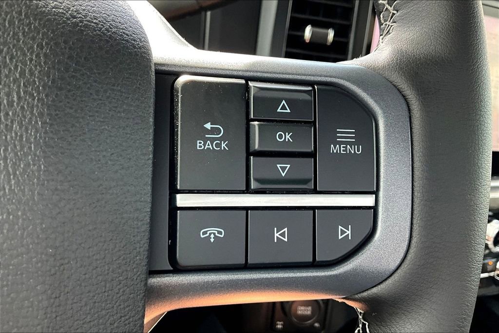 New 2026 Ford F250 Lariat w/ Black Appearance Package image 17