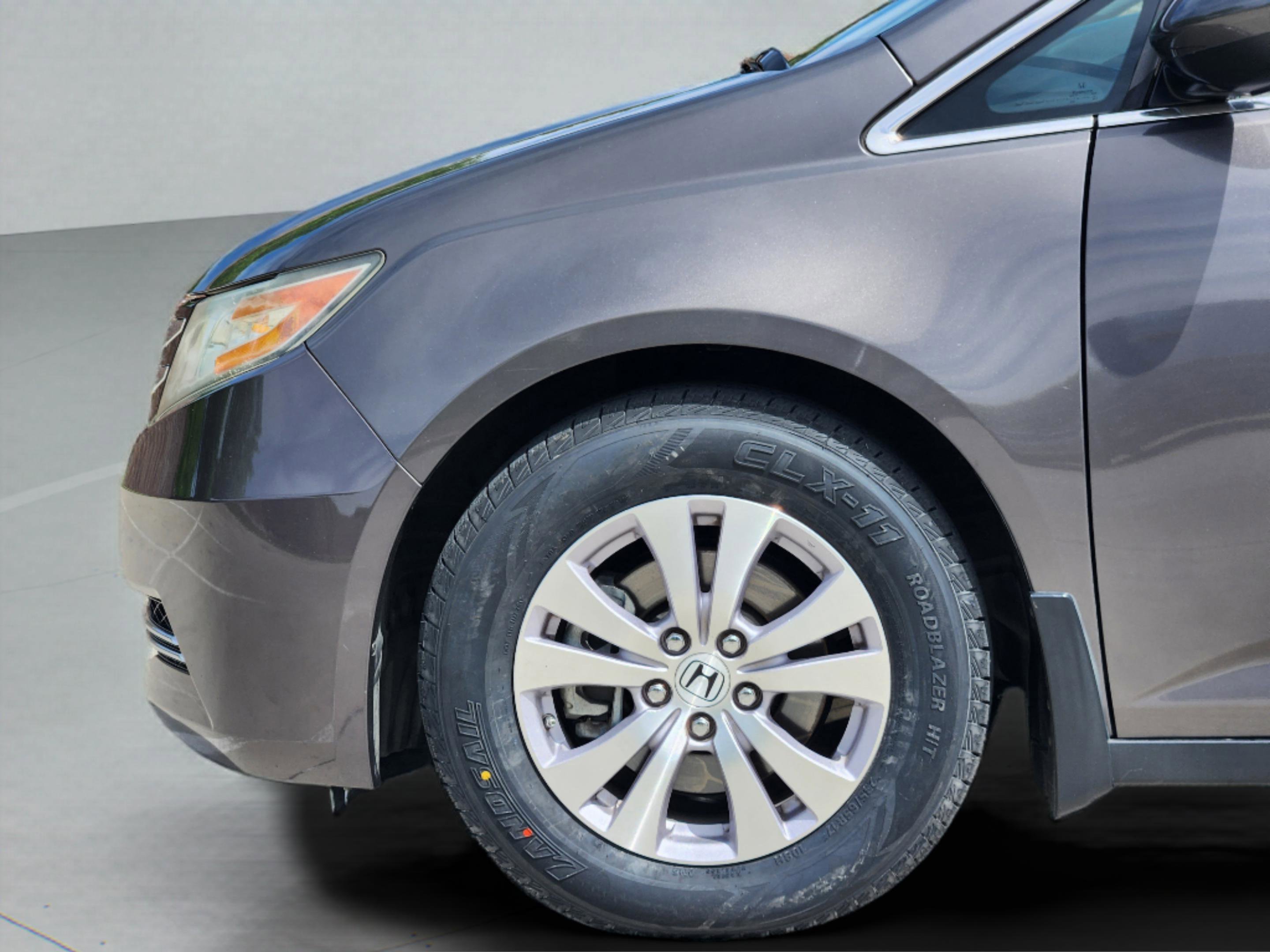 Used 2015 Honda Odyssey EX-L image 31