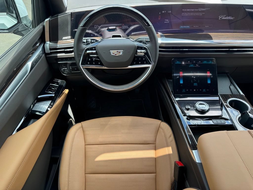 New 2026 Cadillac Escalade Luxury w/ Touring Package AWD/4WD image 16