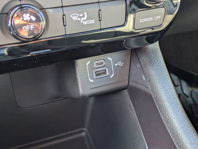 New 2026 Jeep Compass Latitude AWD/4WD image 30