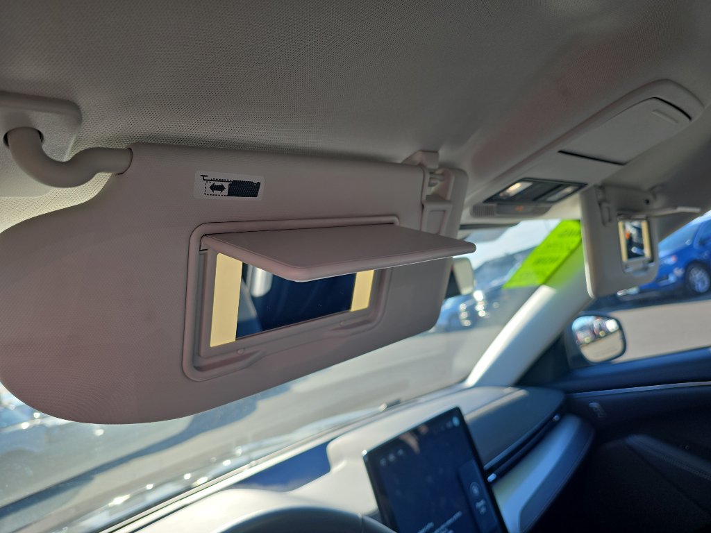 Used 2021 Ford Mustang Mach-E Select image 13