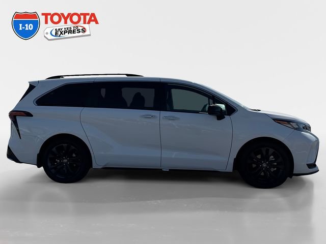 Certified 2023 Toyota Sienna XSE w/ XSE Plus Package FWD image 6