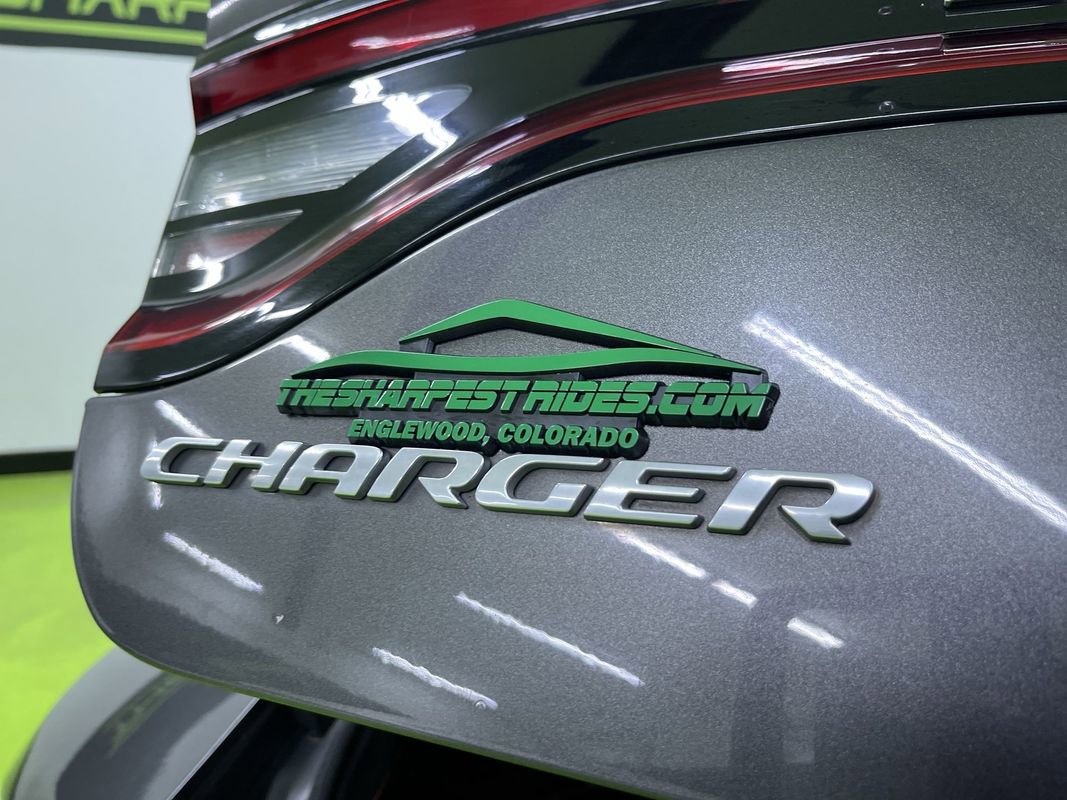 Used 2022 Dodge Charger SXT image 11