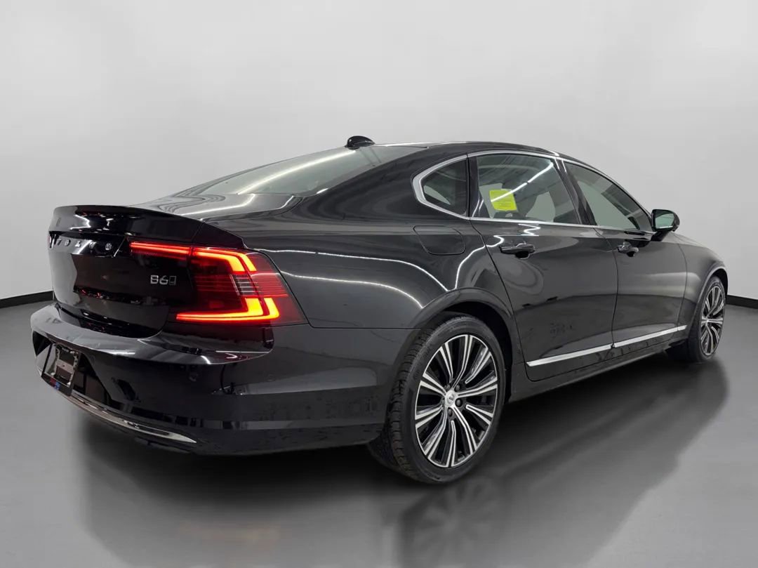 Used 2024 Volvo S90 B6 Plus AWD/4WD image 10