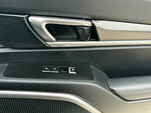 Used 2023 Kia Telluride S image 21