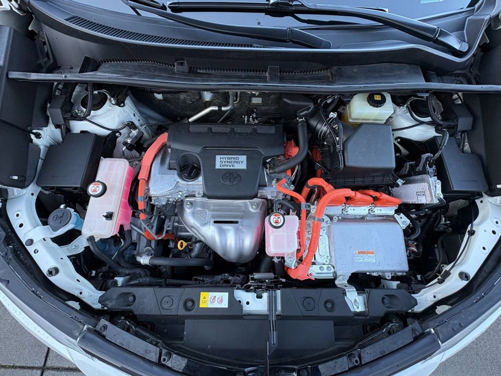 Used 2018 Toyota RAV4 Limited w/ Advanced Technology Package image 24