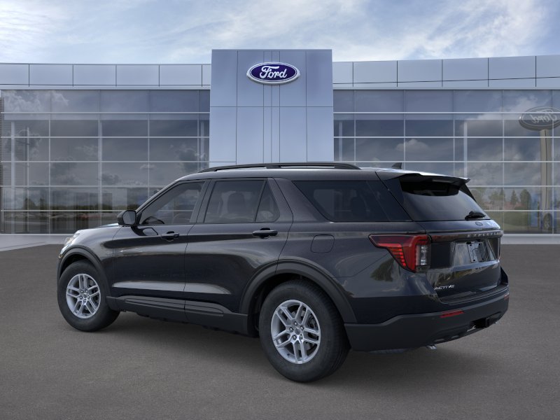 New 2026 Ford Explorer Active RWD image 4