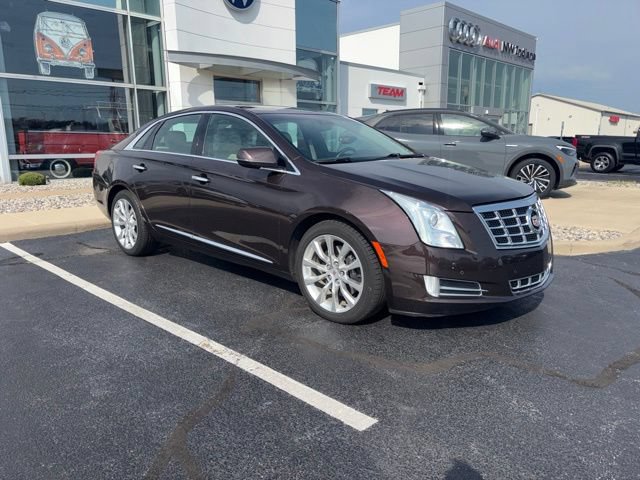 Used 2015 Cadillac XTS Luxury w/ Driver Awareness Package AWD/4WD image 3