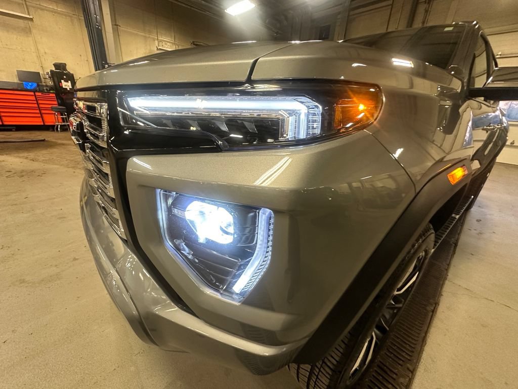 Certified 2026 GMC Canyon Denali AWD/4WD image 30