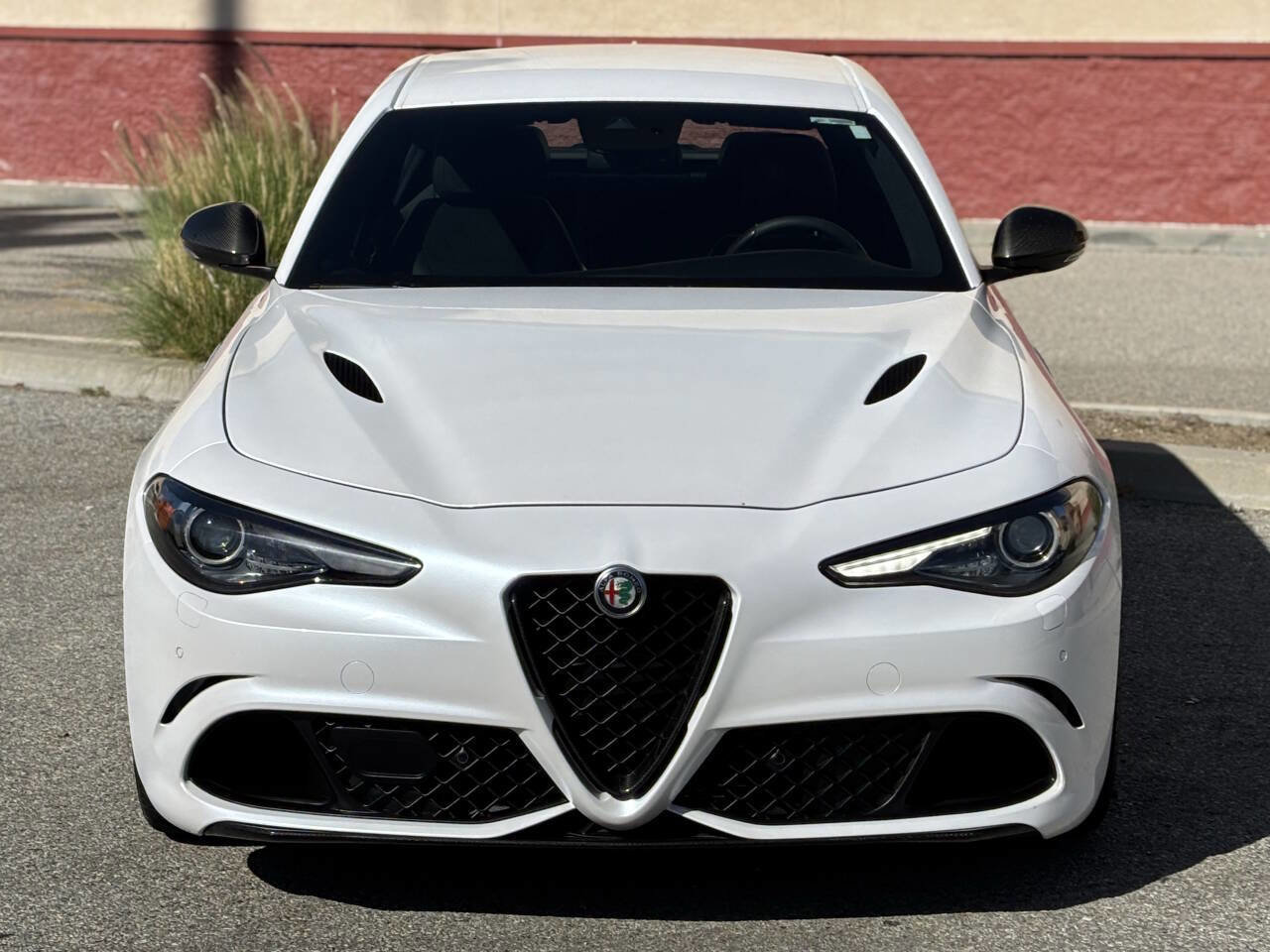 Used 2018 Alfa Romeo Giulia Quadrifoglio w/ Driver Assist Dynamic Package image 2