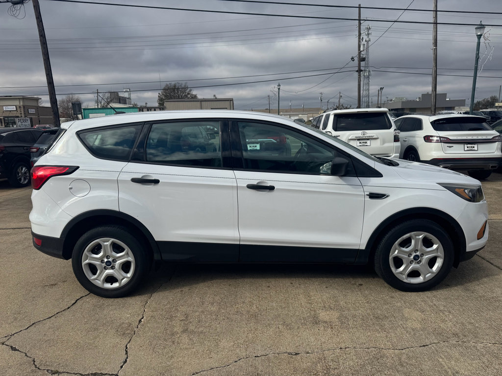 Used 2019 Ford Escape S image 6