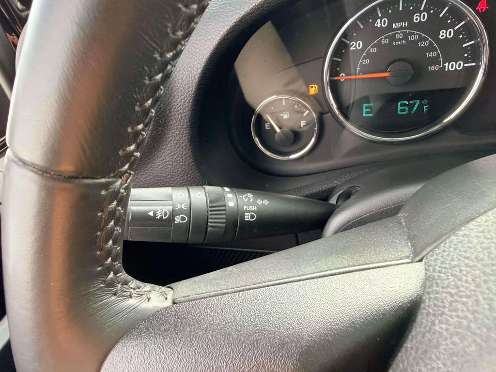 Used 2018 Jeep Wrangler Unlimited Sport S image 23