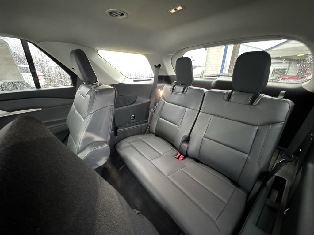 New 2026 Ford Explorer Active w/ Active Comfort Package image 23