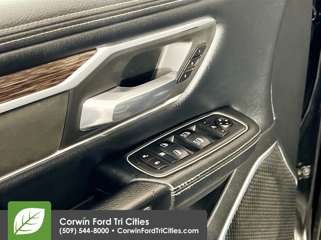 Used 2020 RAM 1500 Laramie image 12