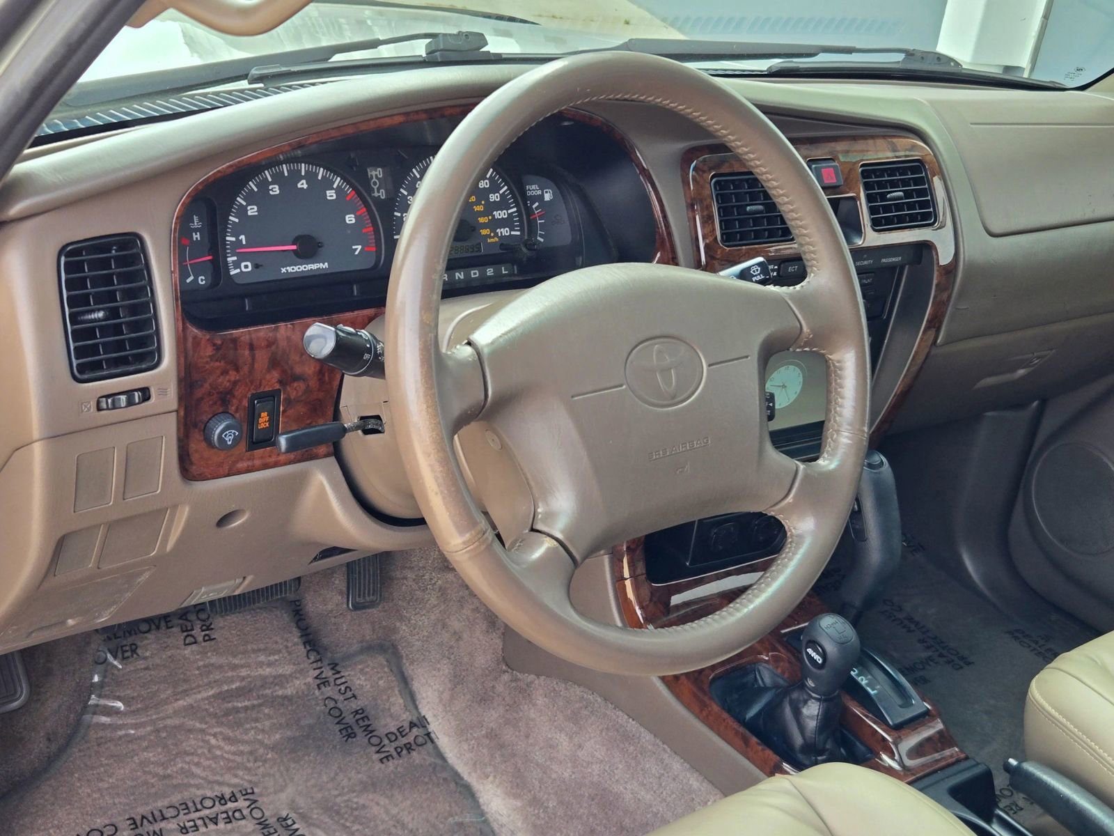 Used 1999 Toyota 4Runner Limited AWD/4WD image 11