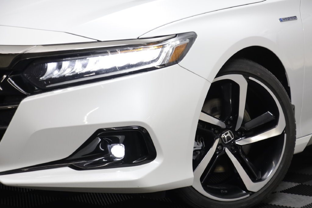 Used 2022 Honda Accord Sport image 3