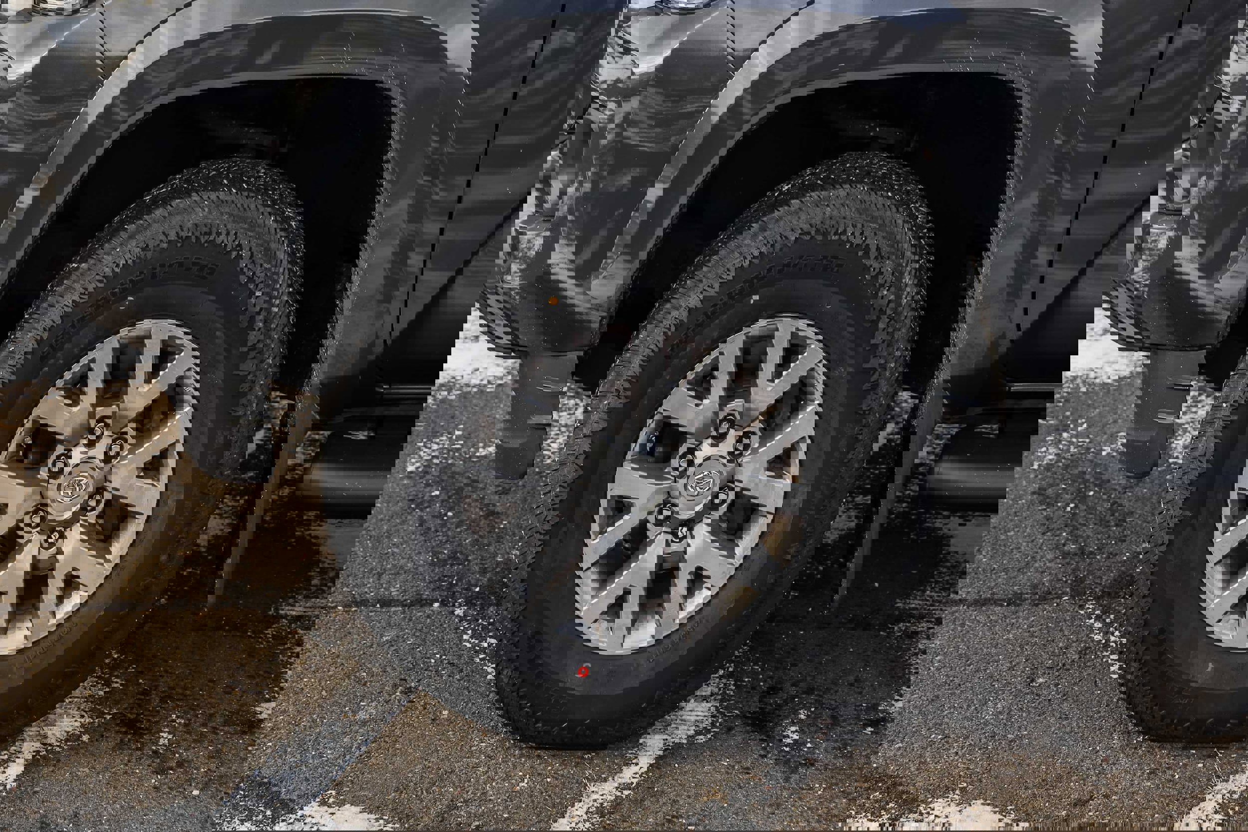 Used 2017 Toyota Tacoma SR5 image 9