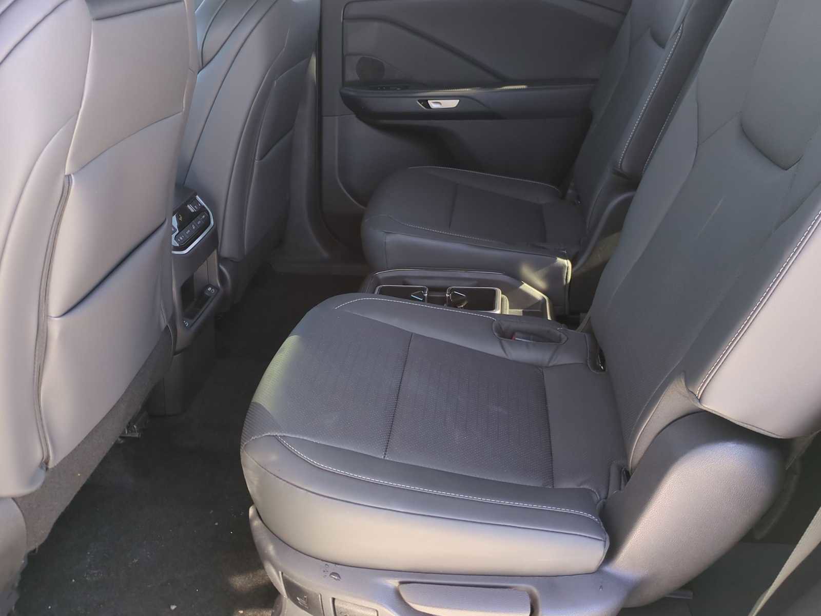 Used 2025 Lexus TX 500h AWD w/ Technology Package image 27