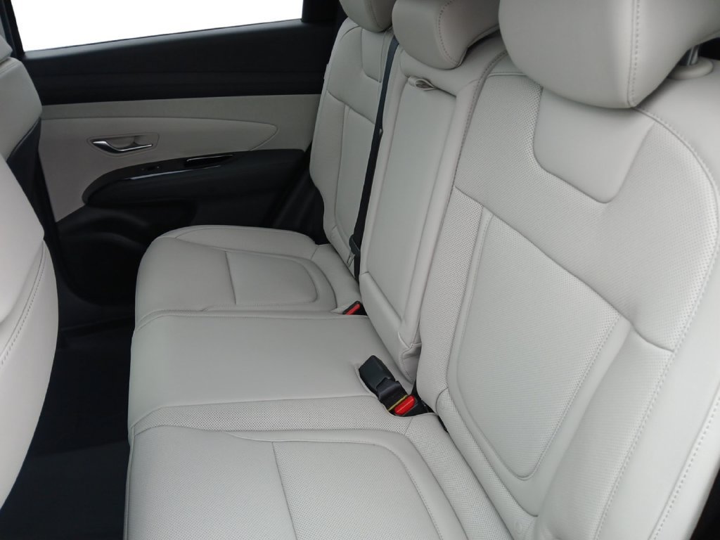 New 2026 Hyundai Tucson Limited AWD/4WD image 13