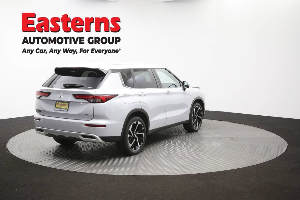 Used 2024 Mitsubishi Outlander SE AWD/4WD image 41