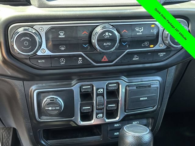 Used 2022 Jeep Gladiator Sport AWD/4WD image 20
