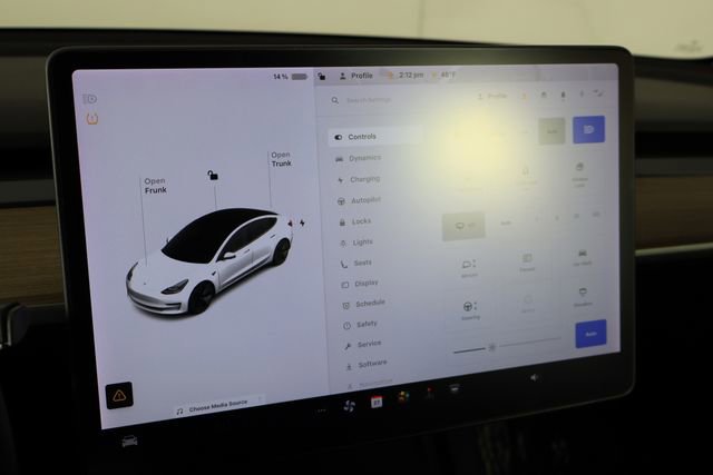 Used 2021 Tesla Model 3 Standard Range Plus image 34