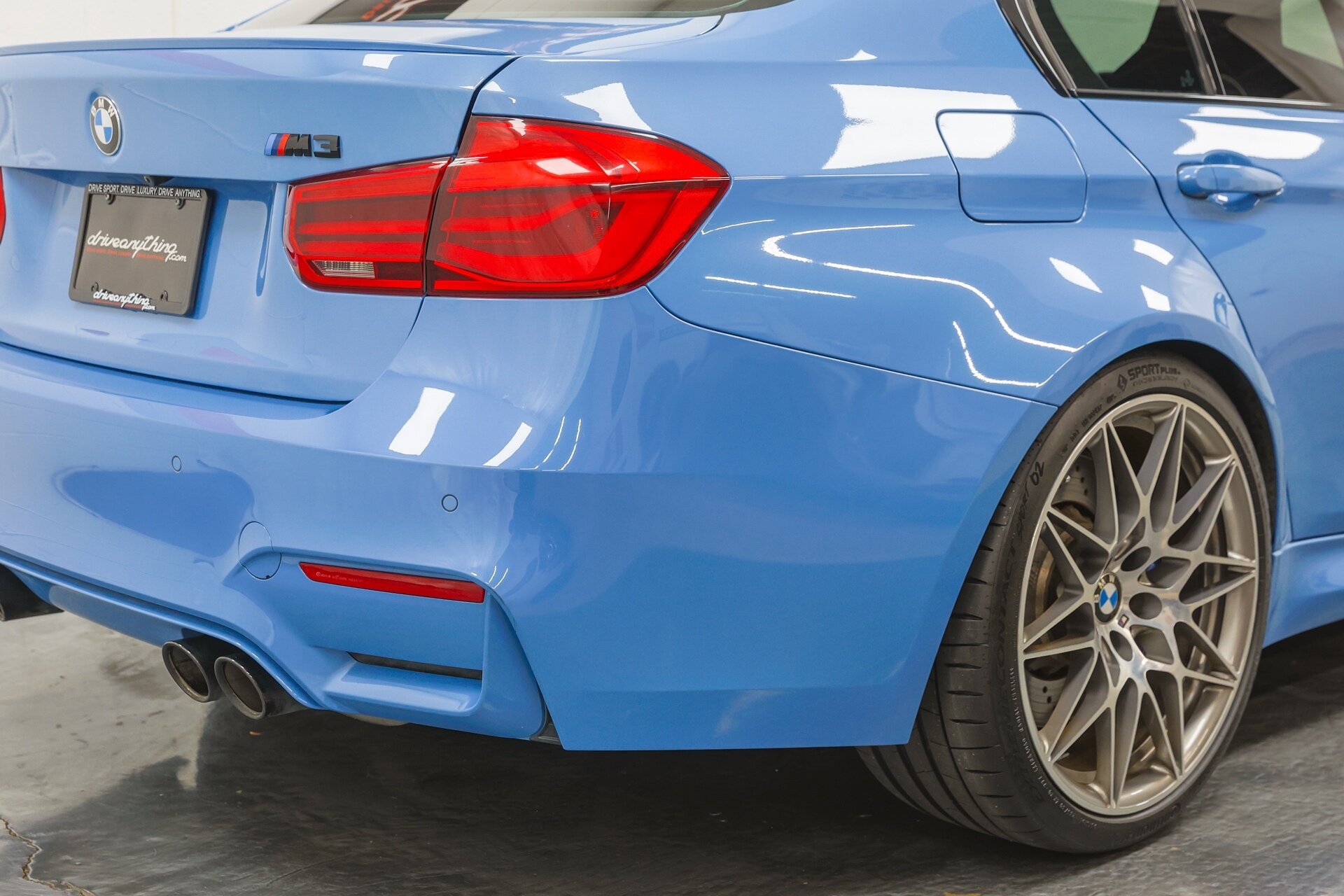 Used 2016 BMW M3 RWD image 24