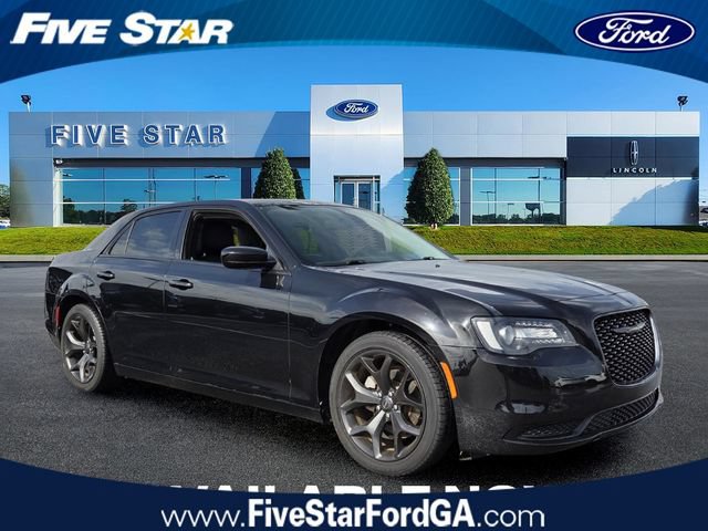 Used 2021 Chrysler 300 Touring w/ Sport Appearance Package RWD image 1