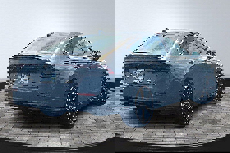 Used 2024 Honda Accord Sport image 3