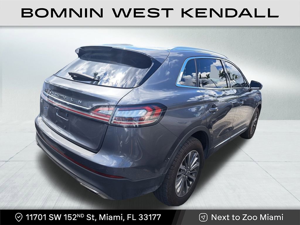 Used 2023 Lincoln Nautilus AWD w/ Premium Package image 4