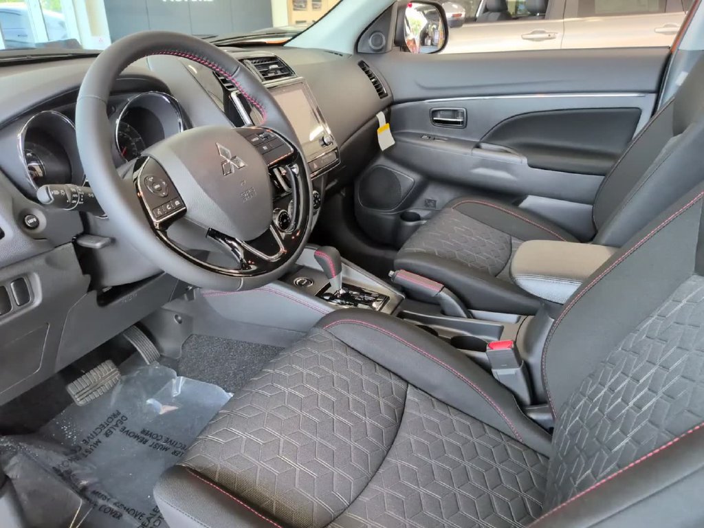 New 2026 Mitsubishi Outlander Sport LE AWD/4WD image 18