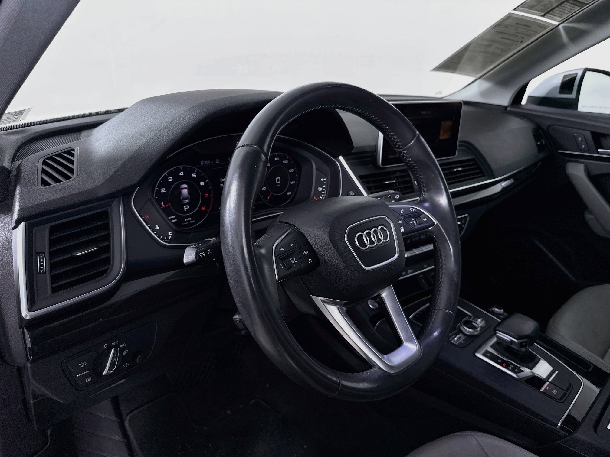 Used 2018 Audi Q5 2.0T Premium Plus w/ Premium Plus Package AWD/4WD image 9