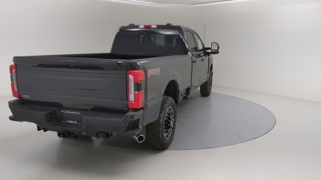 New 2025 Ford F350 Platinum w/ FX4 Off-Road Package image 15