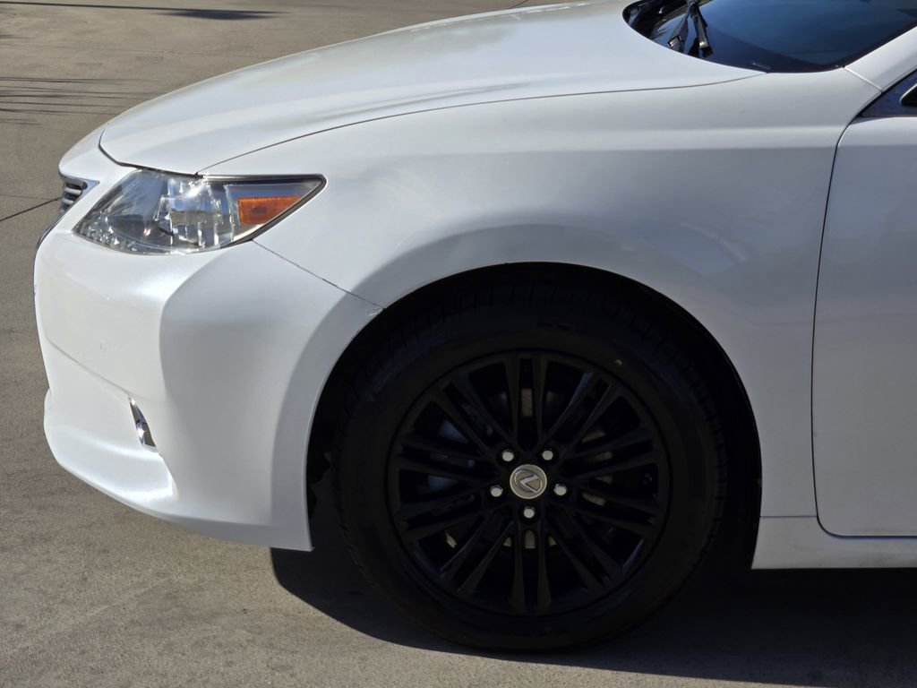 Used 2015 Lexus ES 350 350 Crafted Line w/ Premium Package image 6