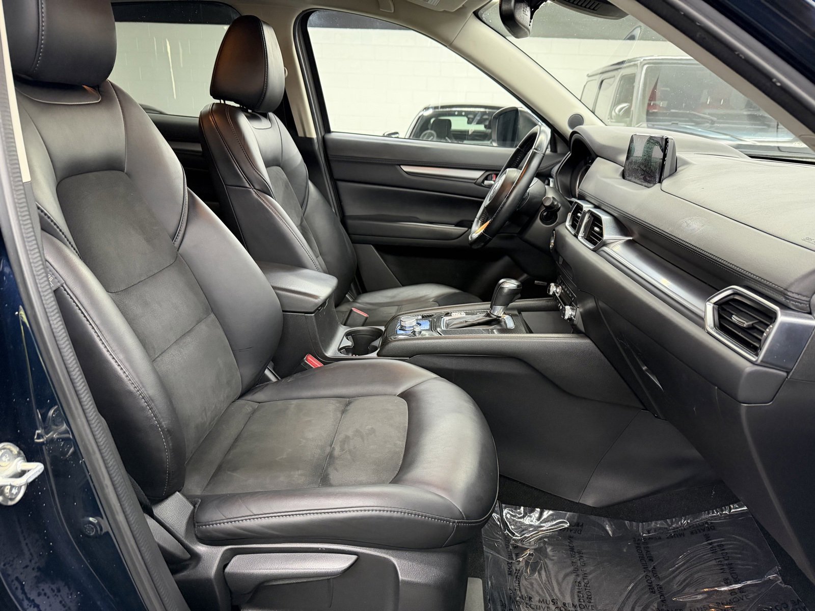 Used 2019 MAZDA CX-5 Touring image 23