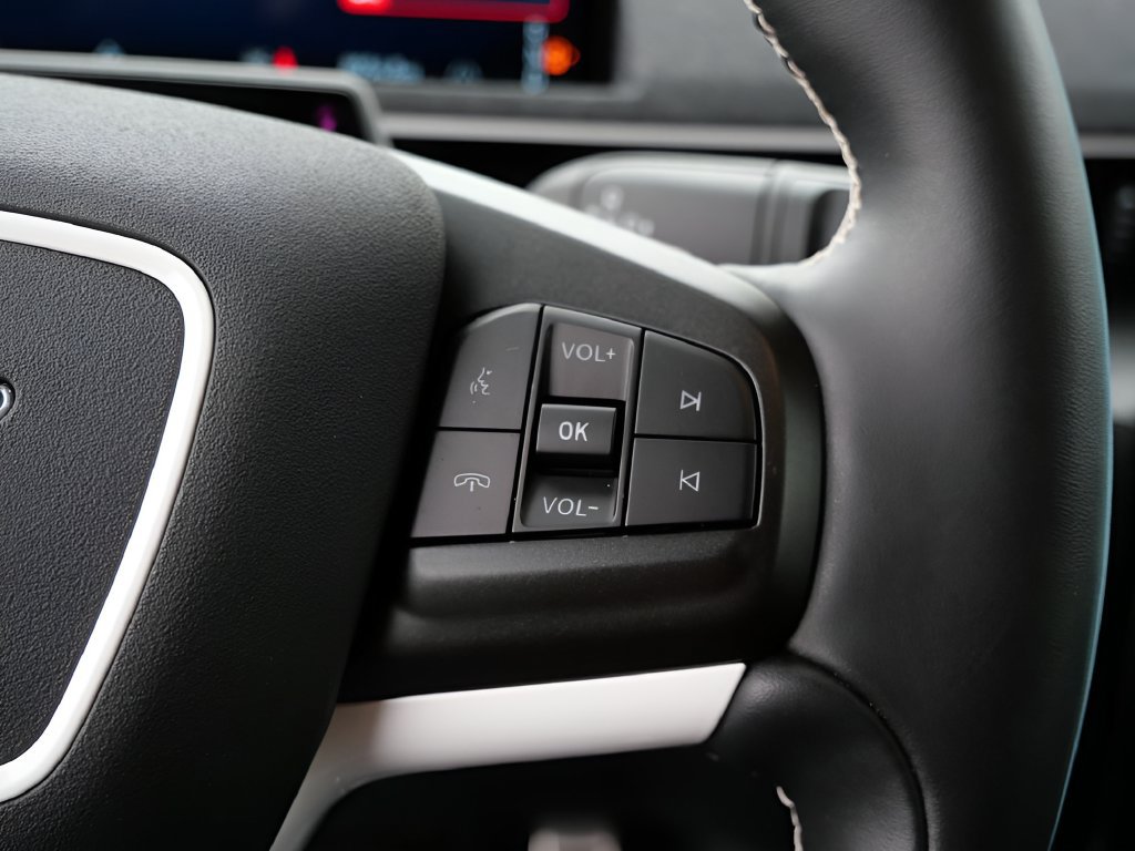 Used 2025 Ford Mustang Mach-E GT AWD/4WD image 18