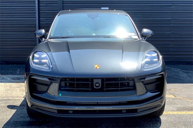 New 2026 Porsche Macan image 13