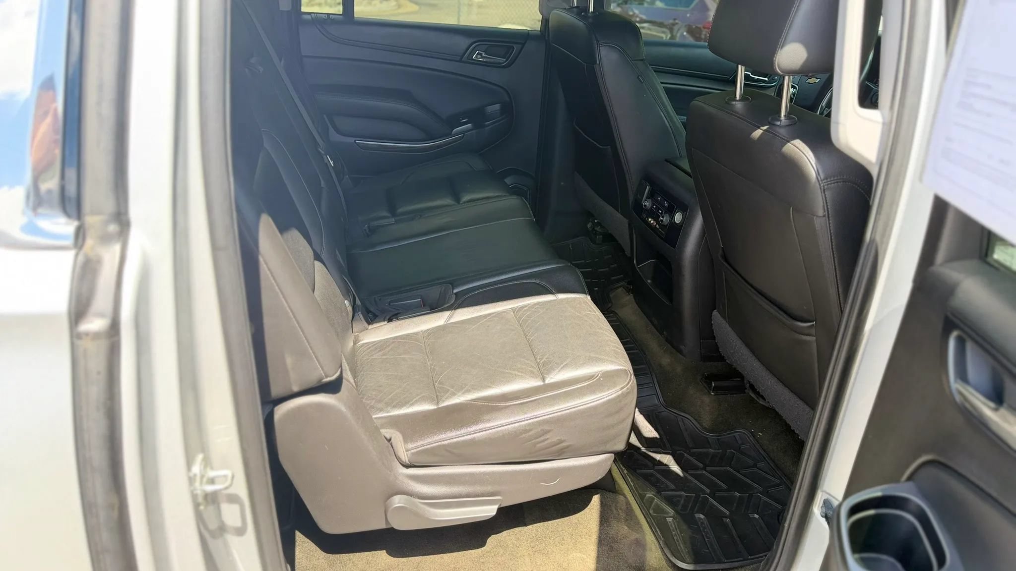 Used 2016 Chevrolet Suburban LT AWD/4WD image 16