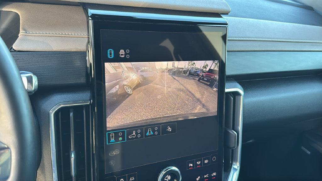 Used 2026 GMC Acadia Elevation FWD image 29
