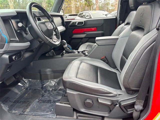 Used 2023 Ford Bronco Black Diamond image 7