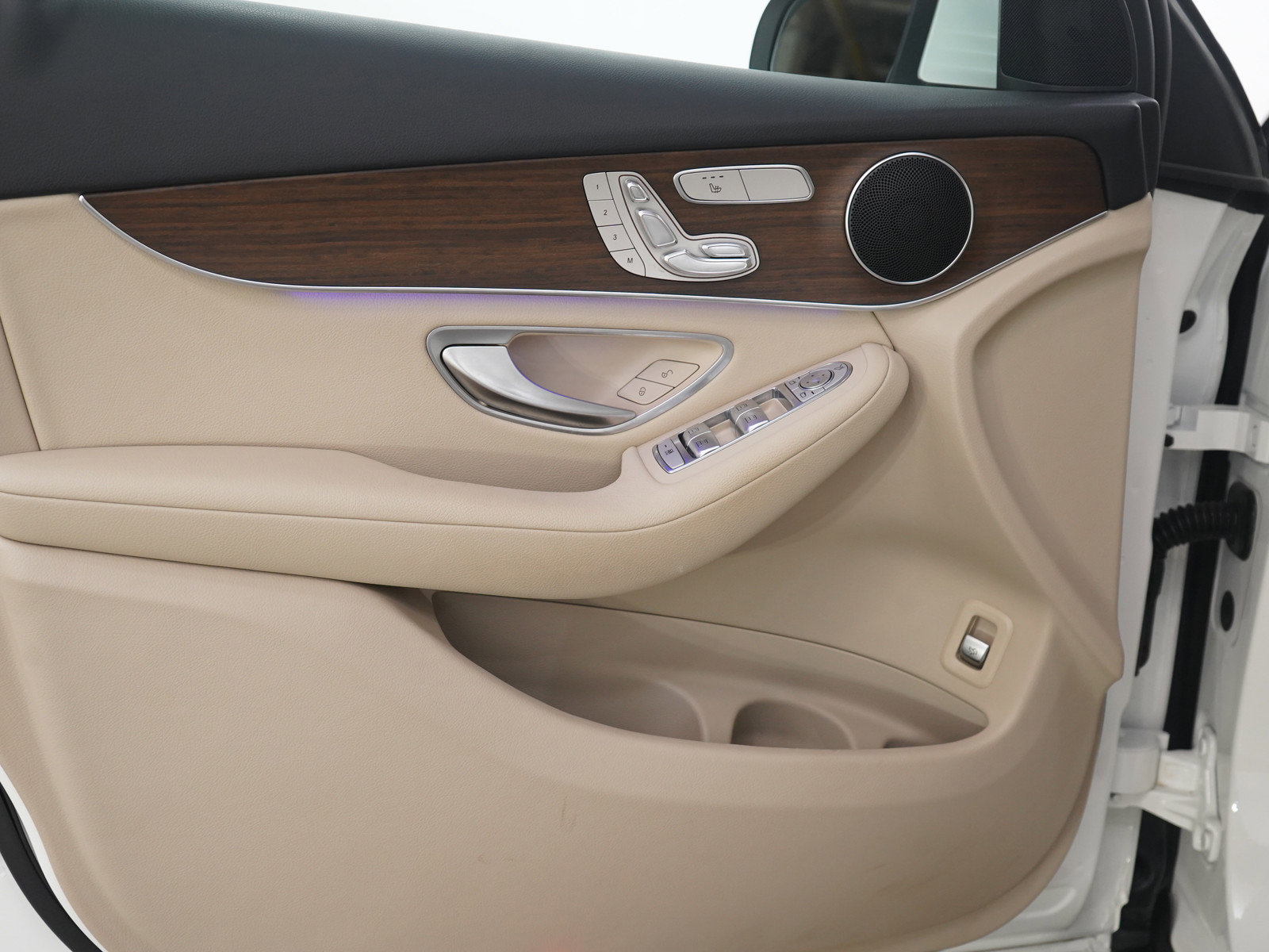 Used 2022 Mercedes-Benz GLC 300 4MATIC image 19