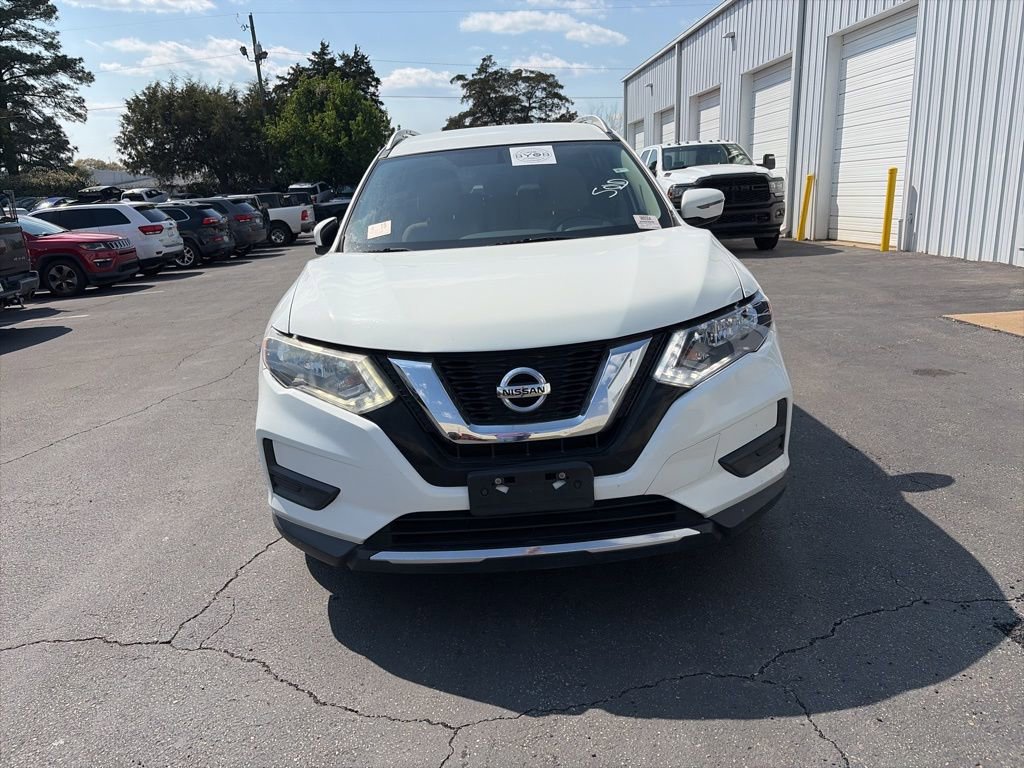 Used 2017 Nissan Rogue SV video 2