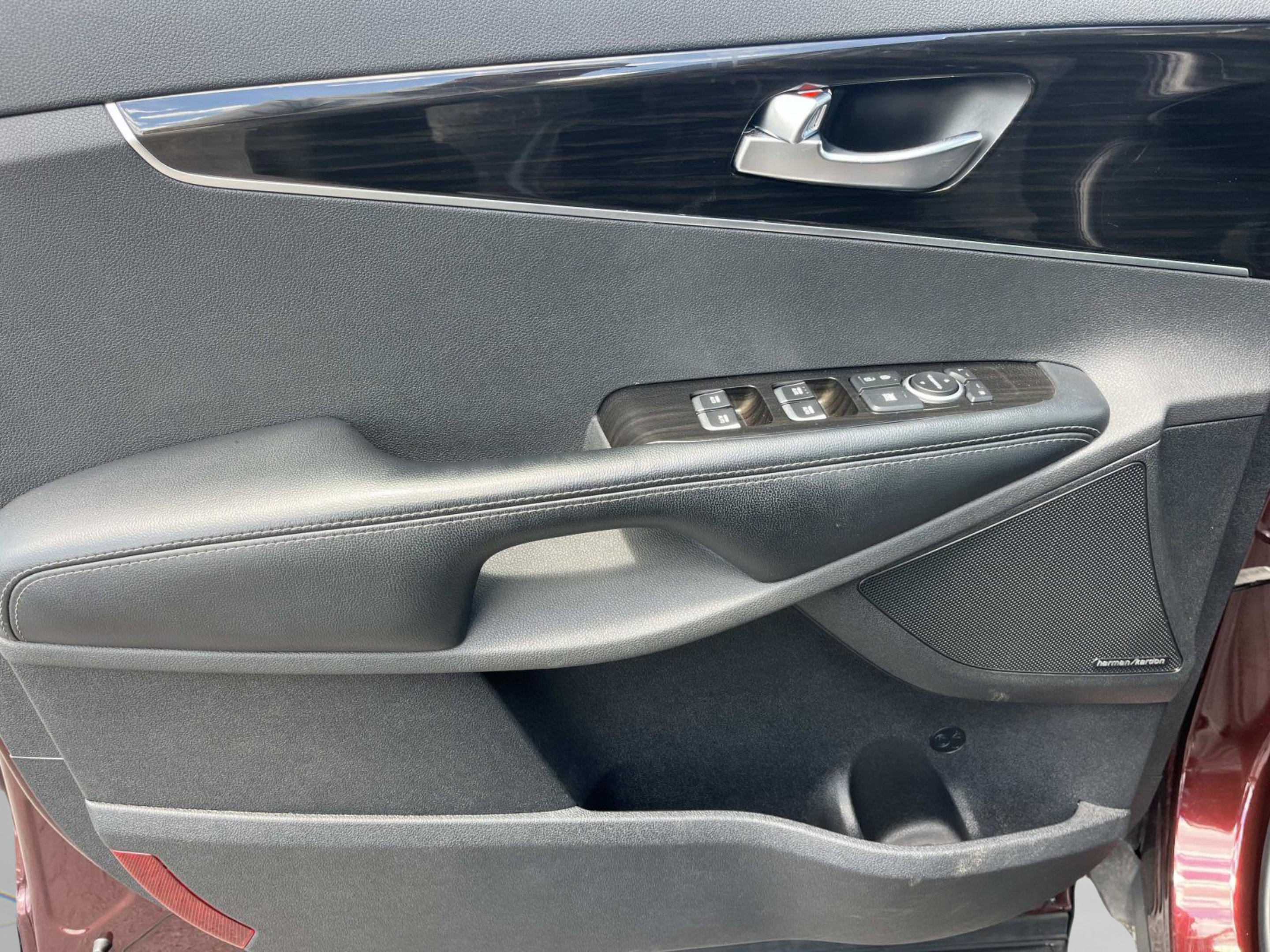 Used 2019 Kia Sorento EX w/ EX Touring Package FWD image 26