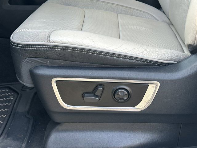 Used 2022 RAM 1500 Limited image 11