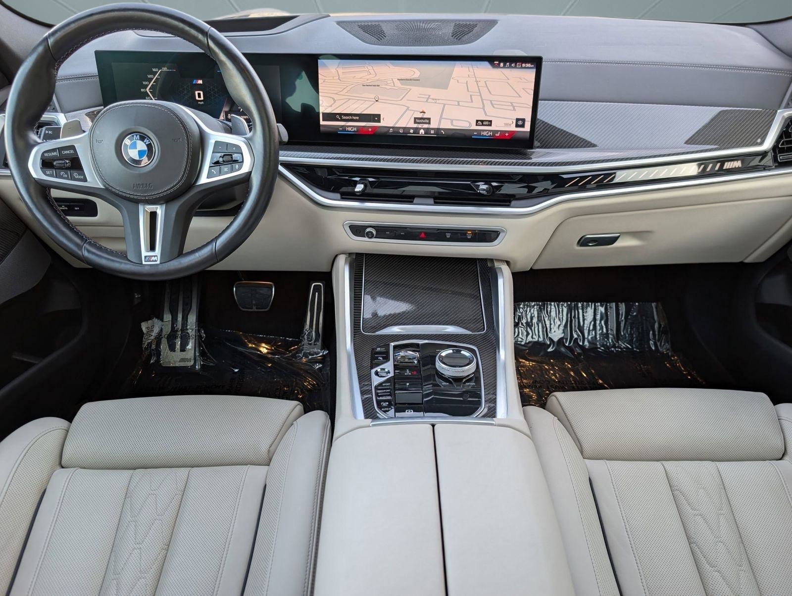 Certified 2024 BMW X6 M60i w/ Dynamic Handling Package image 17