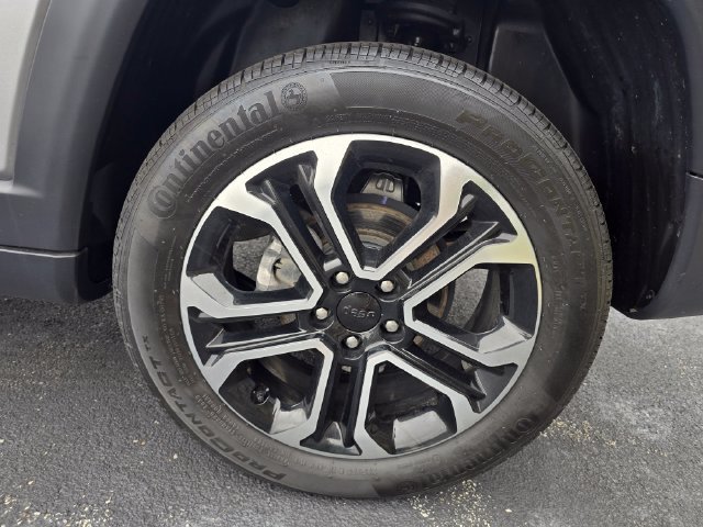 Used 2024 Jeep Compass Limited AWD/4WD image 13