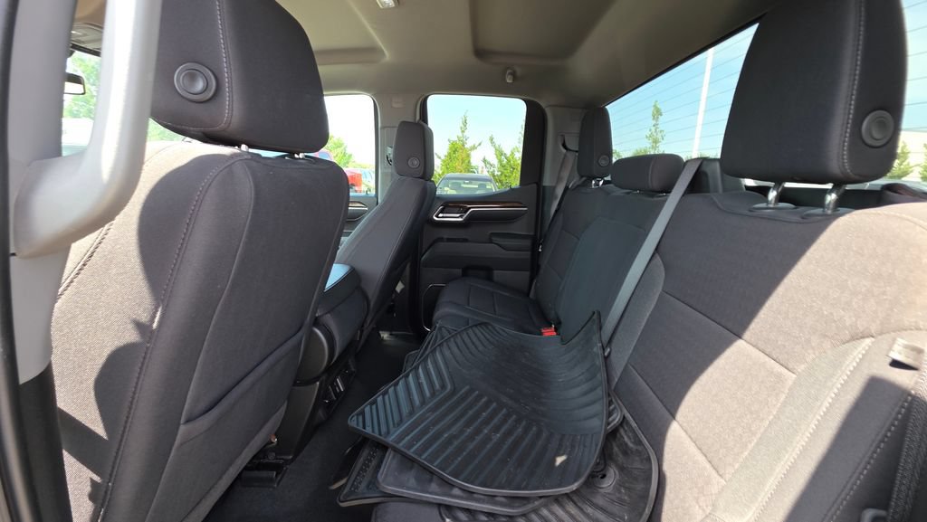Used 2024 GMC Sierra 1500 Elevation AWD/4WD image 13