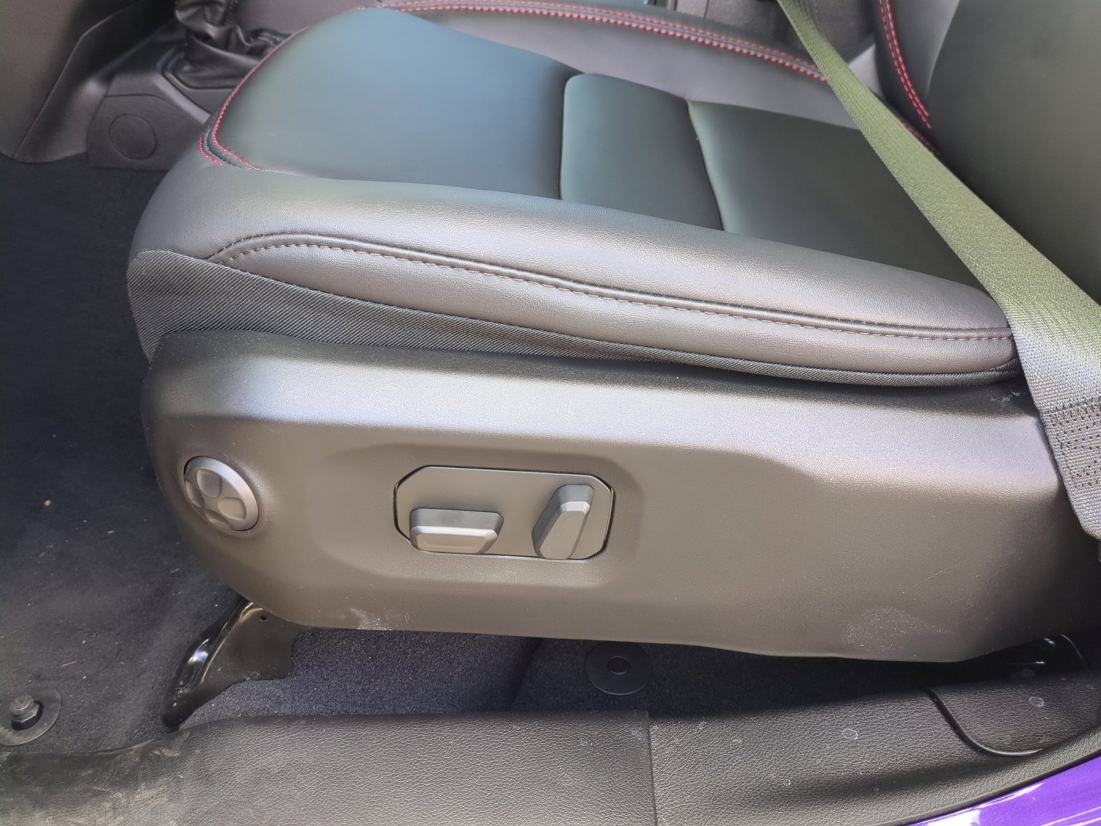 New 2026 Jeep Wrangler Unlimited Rubicon w/ Xtreme 35 Tire Package image 14