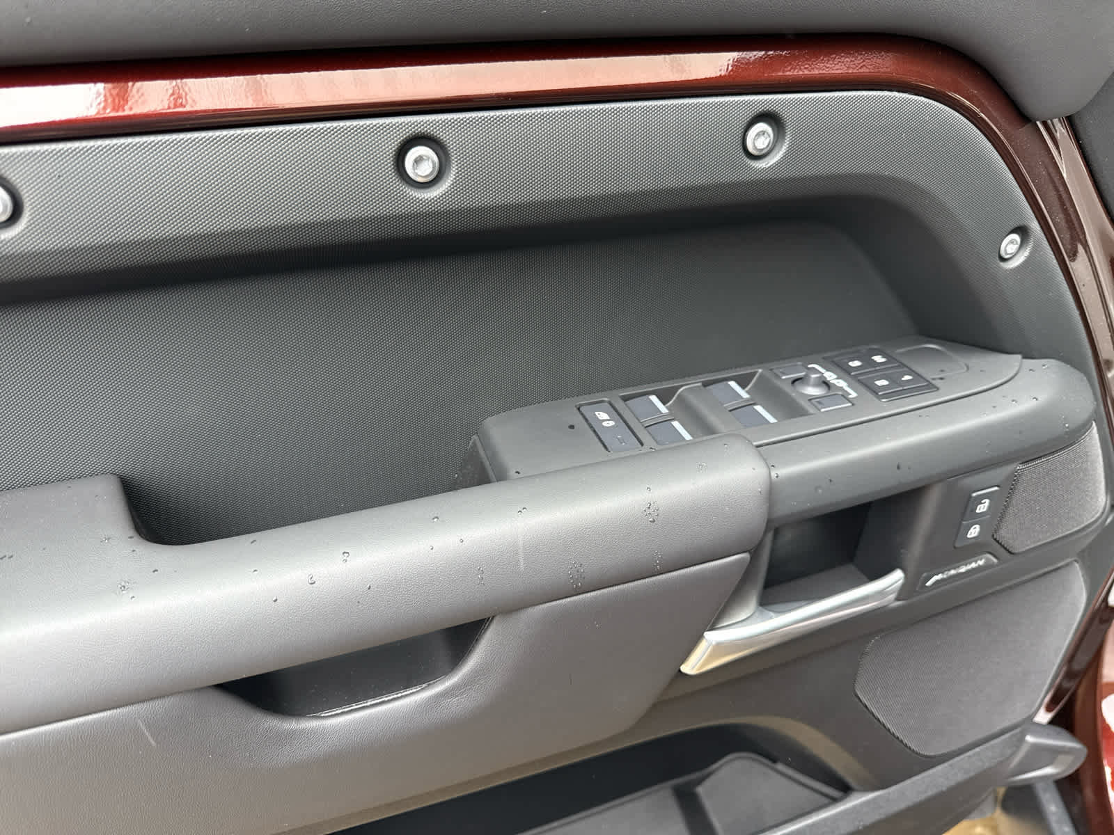 Used 2025 Land Rover Defender 130 S image 15