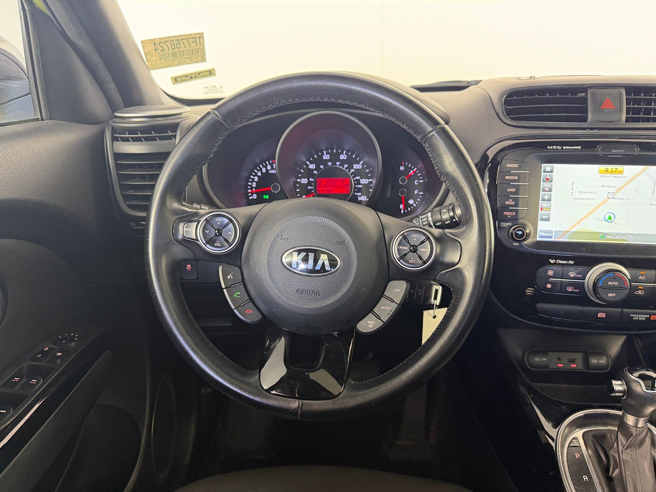 Used 2015 Kia Soul ! w/ Sun & Sound Package FWD image 15